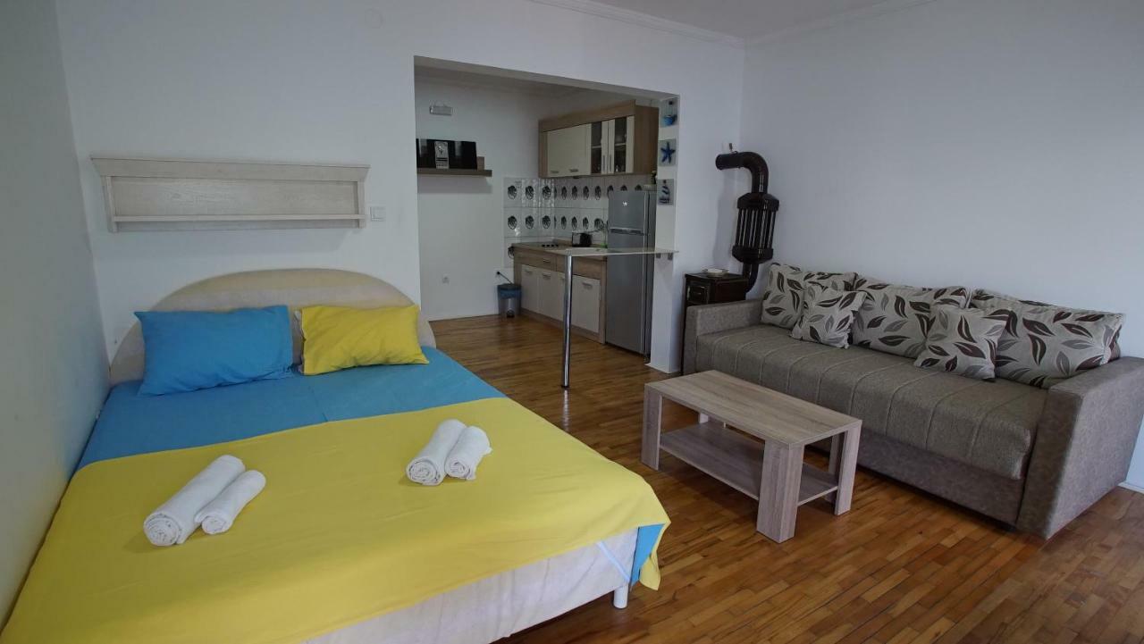 Penthouse Stoliv New Spa-Pool Villa Is Located 5M From The Sea, Exclusive Terrace,Private Jetty Wih Sunbeds, Pebble Beach, Secluded Location Total Area 375M2 At Your Disposal Kotor Exterior foto